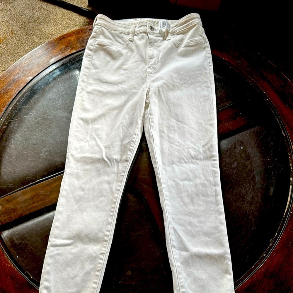 American Eagle Outfitters Next Level Stretch White Jeggings Extra Short